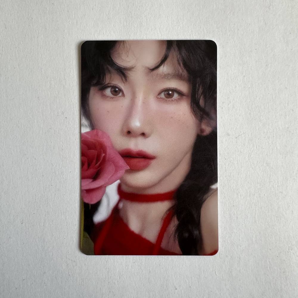 taeyeonページ TAEYEON 'THE TENSE IN JAPAN' OFFICIAL CONCERT MD - PHOTOCARD (V3)